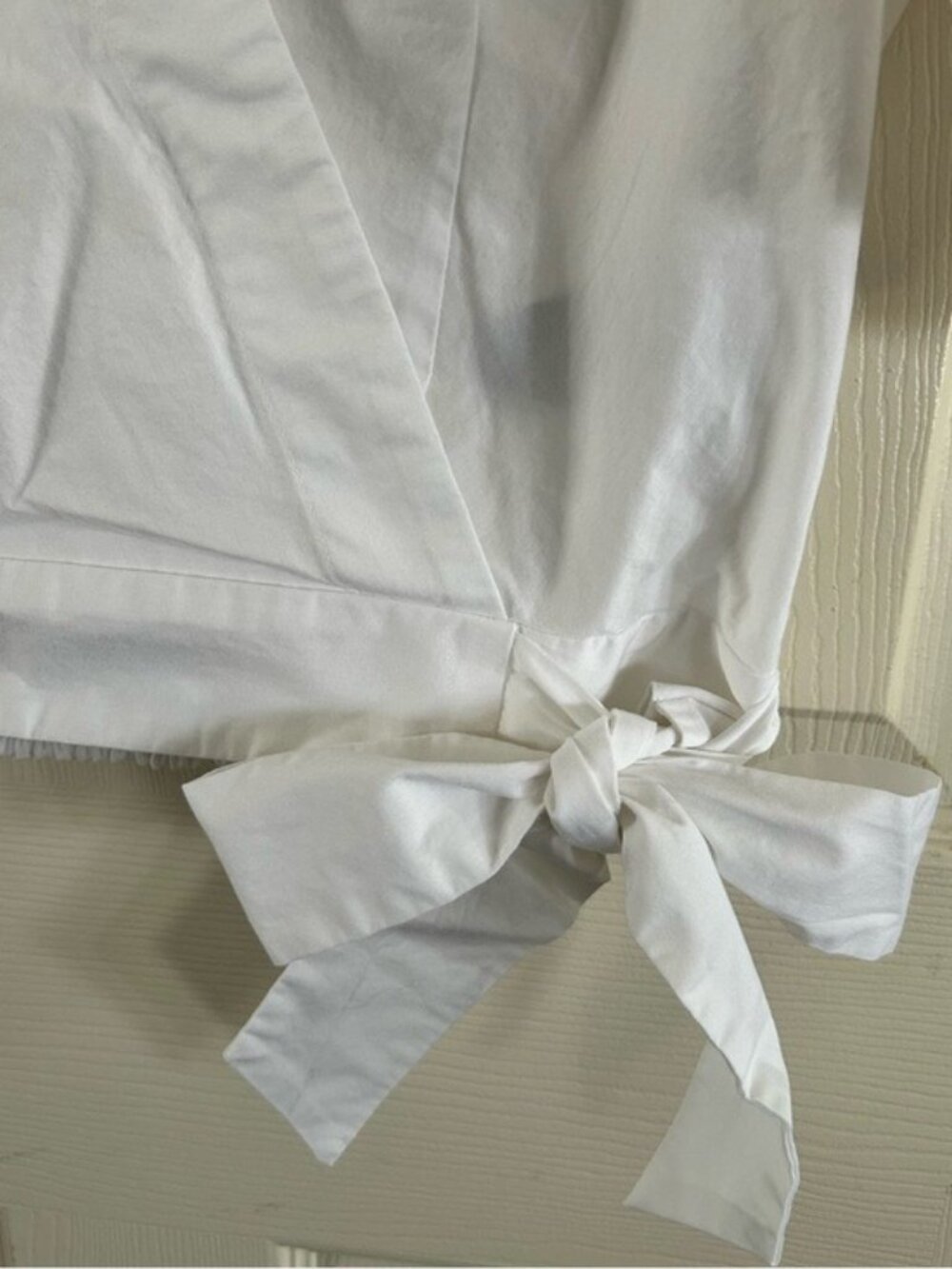 Banana Republic White Wrap Tie Puff-Sleeve Blouse Sz Med Summer Business Casual - Picture 5 of 16